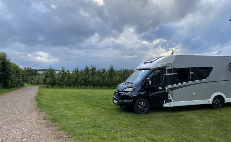 Jack Mobiel – Camper completamente attrezzato da 2 a 5 persone