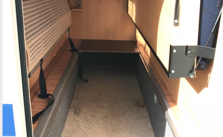 Kompletter Luxus-Familiencamper mit Etagenbetten! (6 Personen)