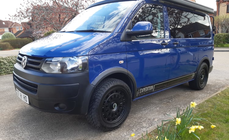 !! Indy the Adventure Van !! – CENTRALLY LOCATED - EASY PICKUP - New Conversion 4x4 @ Free Car Parking @