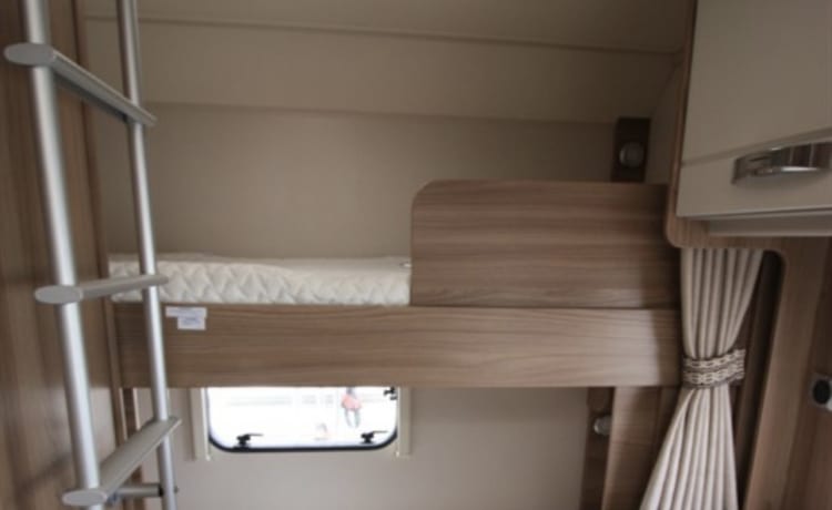 6 berth Swift alcove from 2016