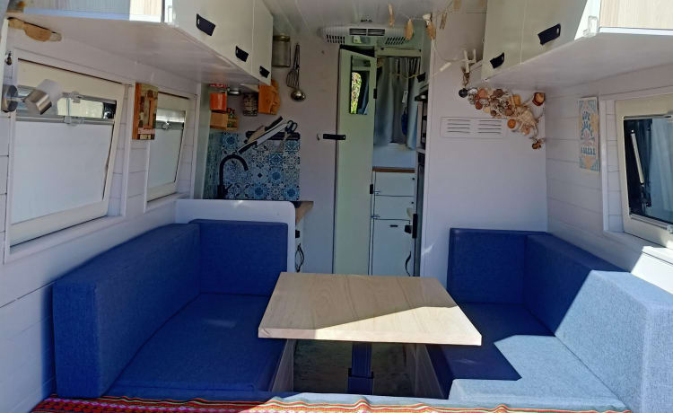 Happy camper – 2p Renault Bus camper del 2013