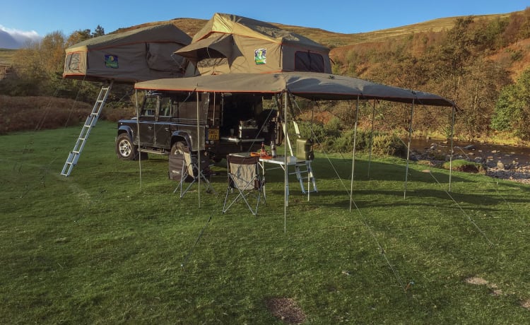 STEVENSON – Land Rover Defender 110 with Rooftop Tent & Awning | Fully Camp Ready