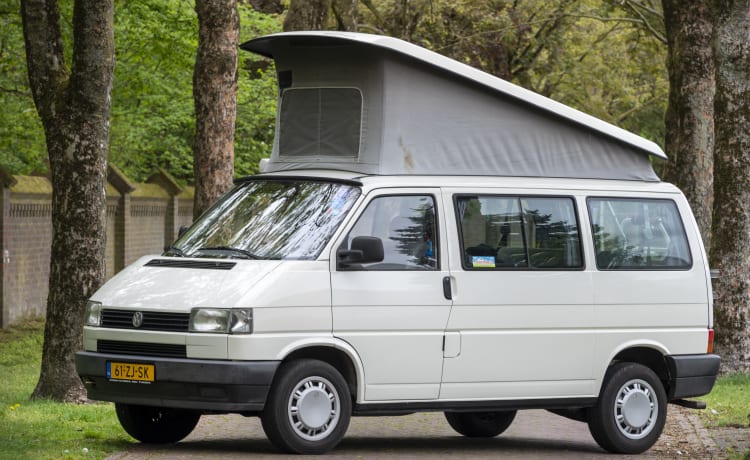 Tropical - Gezellige en robuuste VW T4 multivan met slaapdak