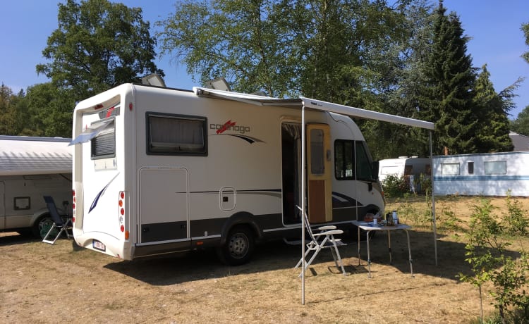 Janneke – Compact Carthago, integral model (2006), cosy, lots of light!