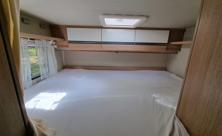 LUCKY Traveller – Spacious comfortable family camper