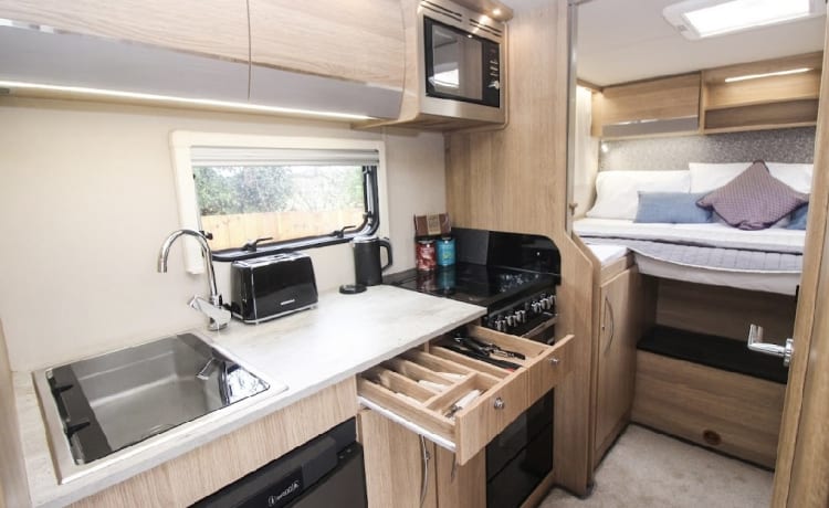 imala – Imala 4 berth Ford semi-integrated from 2021