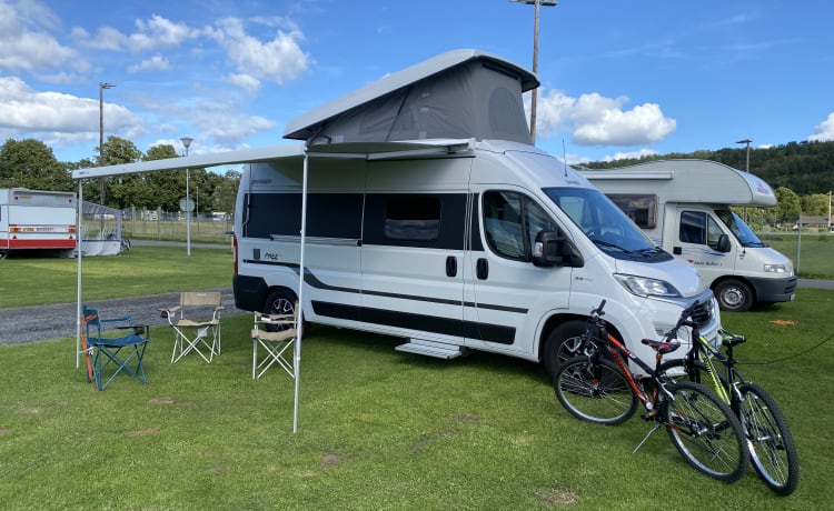 myrunvan – Bestelwagen HYMER FREE600 4 zitplaatsen