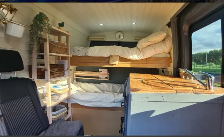 Big Bertha  – Camper 3 posti letto unico nel suo genere