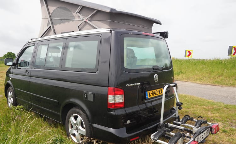 Roadsurfer – Volkswagen T5 California Comfortline 174 CV