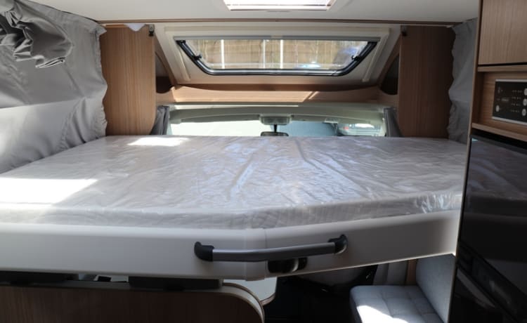 NIEUWE Complete luxe 2 tot 5 pers. familie camper