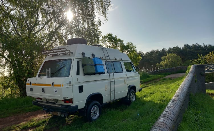 Rika – Vw T3/T25 Syncro 4x4 vanaf £103pn