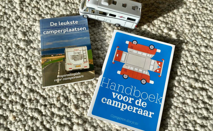 Camper2Go – 5p Hymer Integral del 1997, possibilmente con biciclette