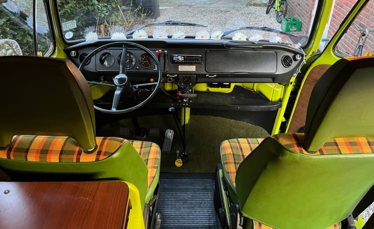 De Groene – Volkswagen T2 uit 1977, perfecte conditie