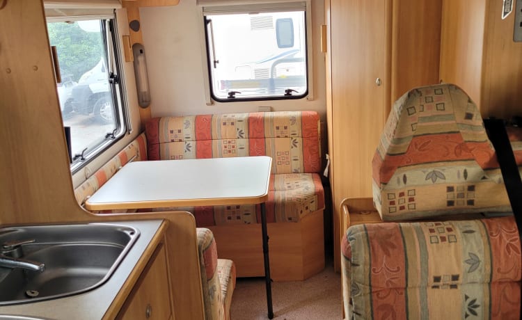Disco Volante – Camping car 6 places - Pour des vacances familiales