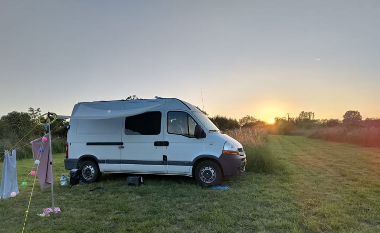 Bus appa – Gezellige zelfbouwcamper voor 2 personen est 2023