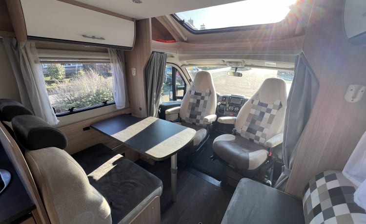 Fijne familie camper – Bel camper familiare per 5 persone Sunlight