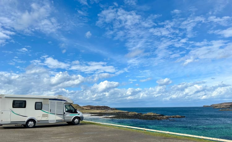 Duke – Lernen Sie Duke kennen, unser schönes Wohnmobil mit 3 Schlafplätzen.