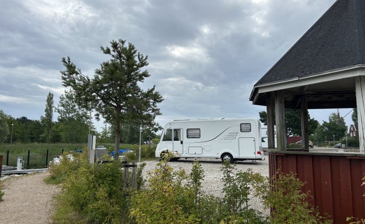 4-person comfortable Hymer