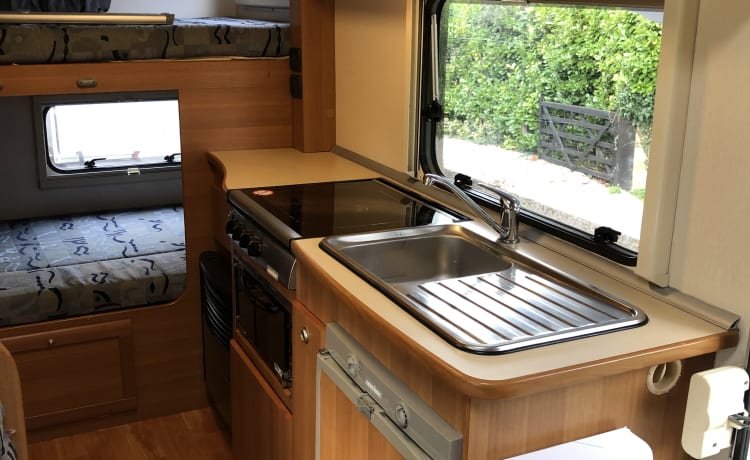 Cassie – CI Carioca 656 Motorhome