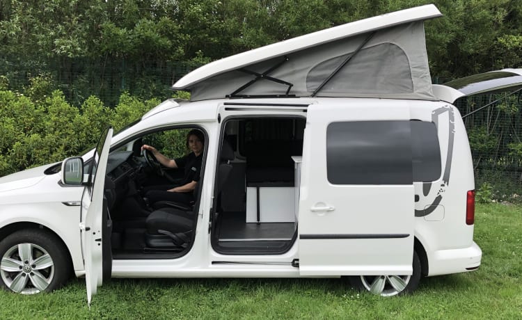 White – Mini camping-car 2 places