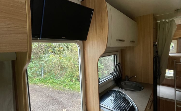 Kev – Lovely Family Motorhome for Hire 