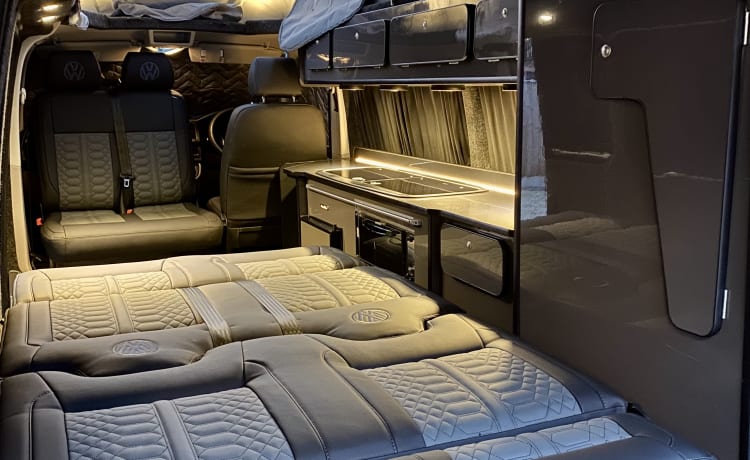 Amotra – Camper Volkswagen 4 posti letto del 2016