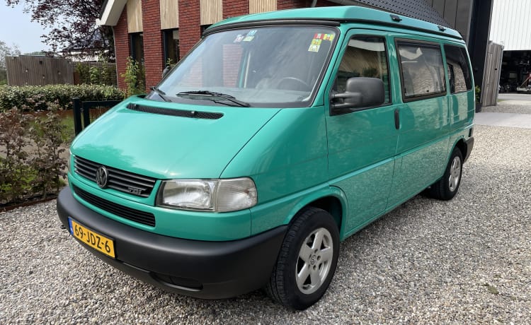 4p Volkswagen bus from 1997