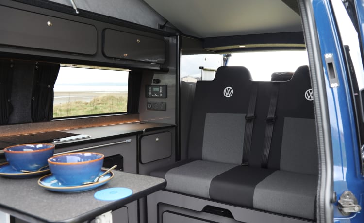 Babs – 4 berth Volkswagen campervan from 2019