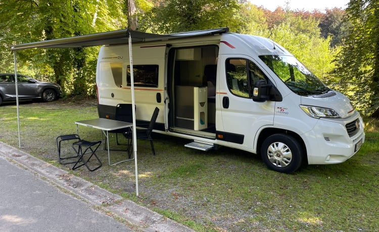 CamperVamos XL – Dans une aventure nature avec le camping-car.