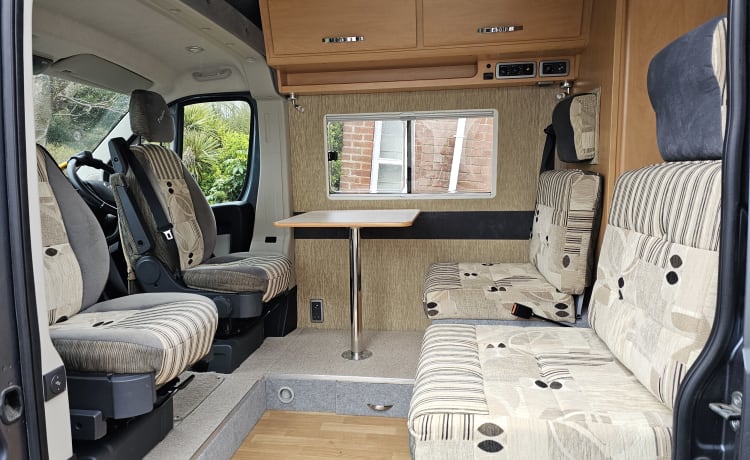 Jet – 4 berth Fiat Ducato (Devon Sahara) 2017