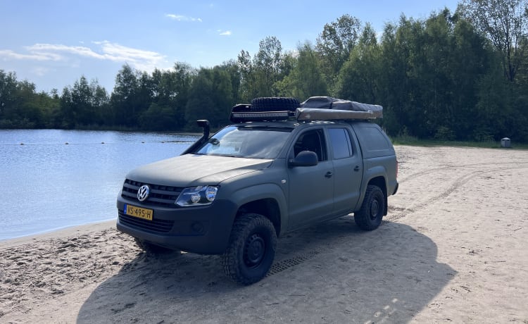 Rocky – 2p Volkswagen Amarok overland camper