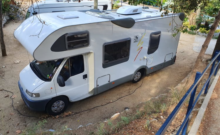 Truus ons vakantiehuus – Camping-car familial spacieux Fiat Ducato