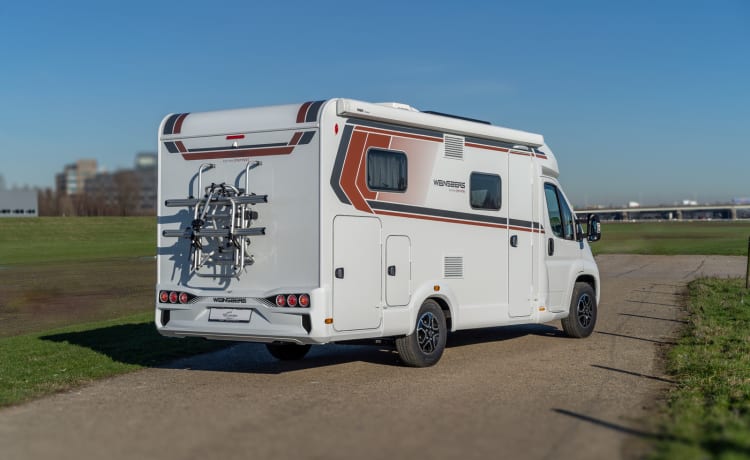 Pepper 1  – Super compact top camper, full of luxury and brand new, Pepper 1