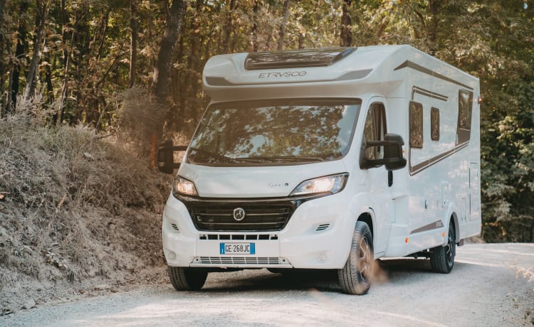 4p Hymer semi-integrated from 2024