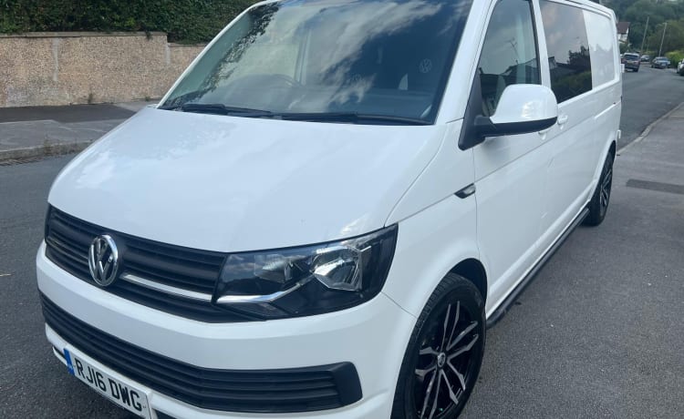 VW transporter converted for 2