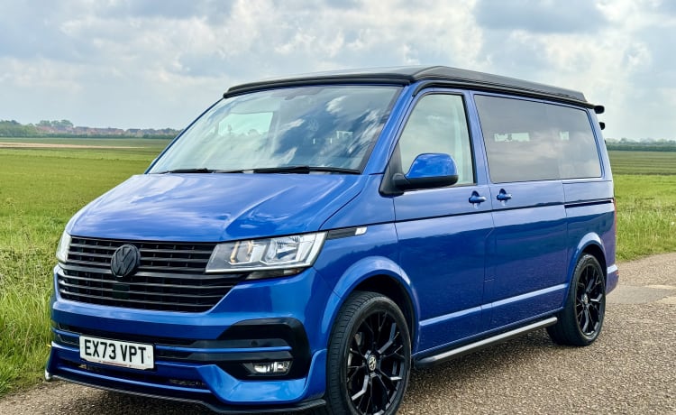 Ruby – 4-persoons Volkswagen campervan uit 2023