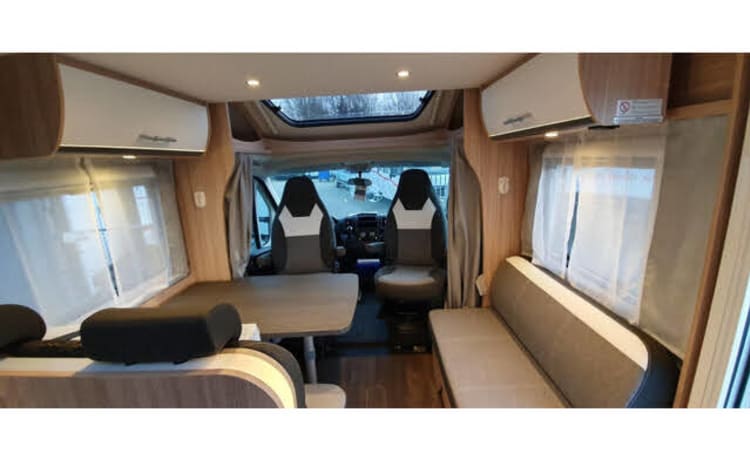 Limmer mobile – Young camper ideal for 2-4 travelers