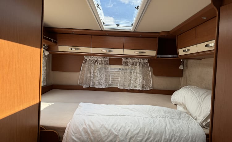 4p Hymer integrated from 2013