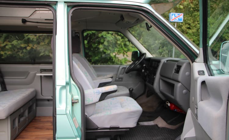 Volkswagen camperbus uit 1995