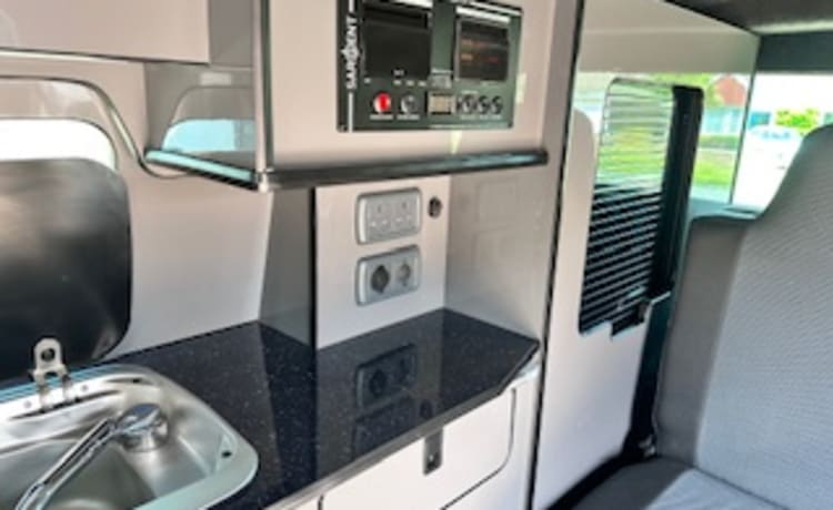 Grey Wolf – 4 berth VW T6 Converted 2016 Camper