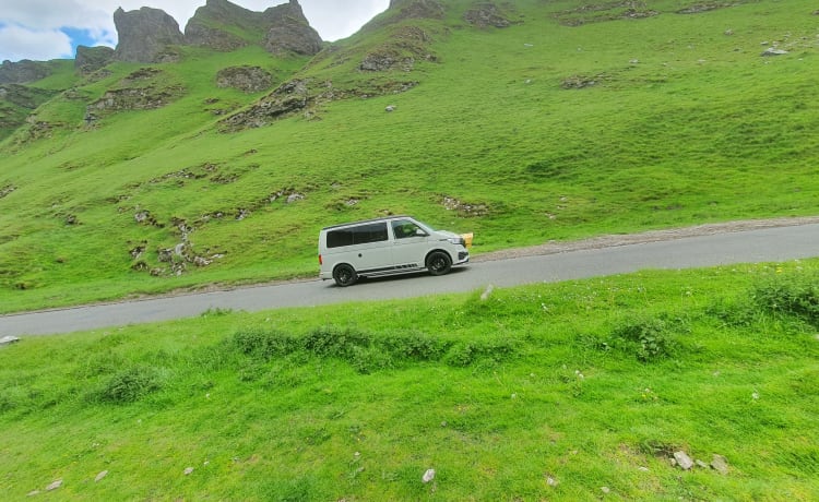 Volkswagen T28 Camper 2021