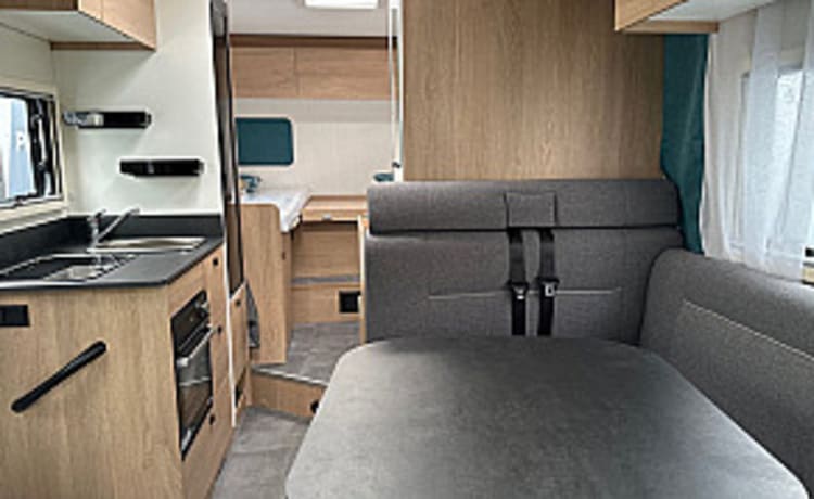 Joa  – Joa Camp 70T 2025 - 4 Berth 