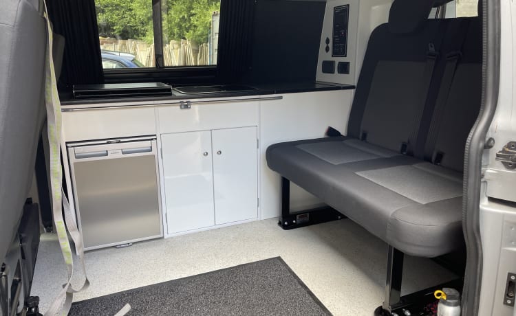 Bertie – 4 berth Volkswagen bus from 2015