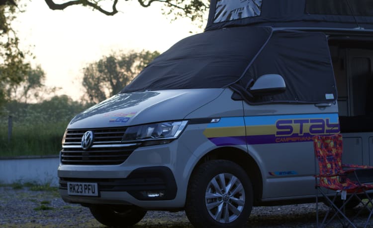 ETHEL – 2023 AUTOMATIQUE VOLKSWAGEN T6.1 CAMPING-VAN DE LUXE HAUTE SPÉCIFICATIONS