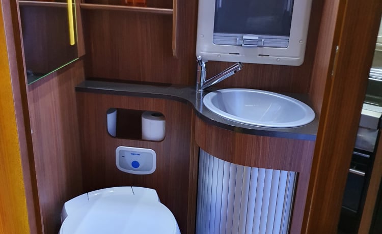 Sidney – Luxurious High End A Class Motorhome 