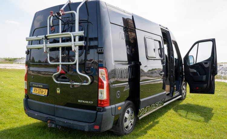 Charlie – Camberbus hors réseau Renault Master 2016