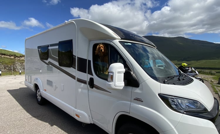 Bessy  – "Bessy" 4-Bett-Wohnmobil für die Familie Bessacarr