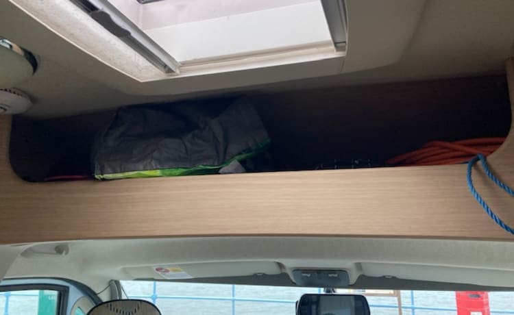 2 posti letto, basso chilometraggio, Peugeot Boxer, camper