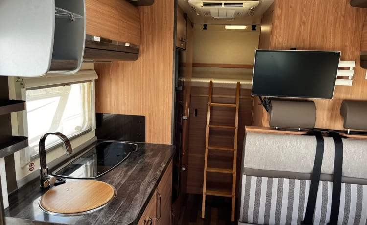 Knaus Sky traveler alcove Camper BJ 2015