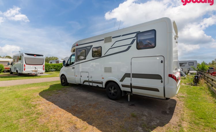 De luxe camper – 2 pers. Hymer Whiteline B600 con aria condizionata semi-integrata del 2020